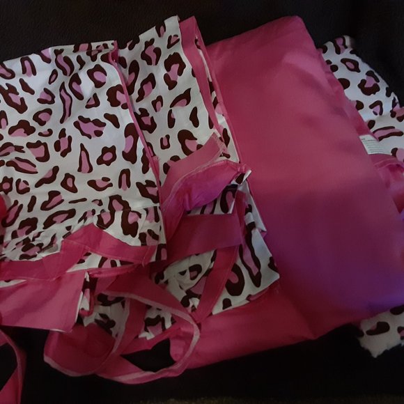 Full Size Pink Cheetah Bed Set - Picture 3 of 8